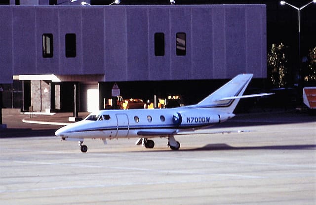 N700DW - Business jet