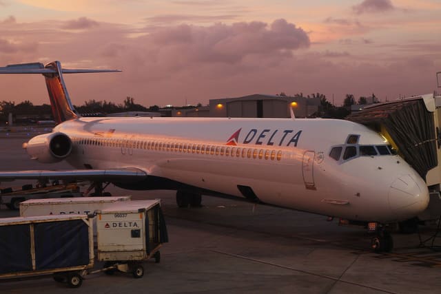 N958DL - Aircraft