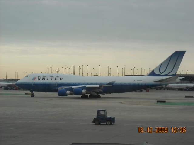 N107UA - Boeing