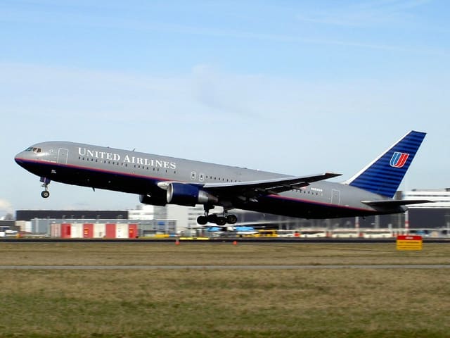N654UA - Boeing