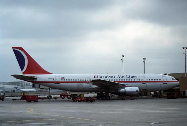 N224KW - Twin-engine aircraft