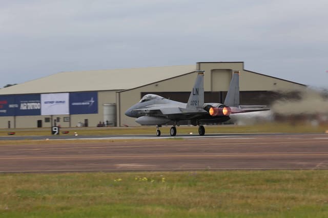  - Twin-engine aircraft