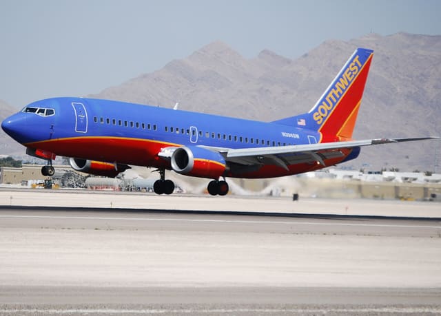 N394SW - Boeing