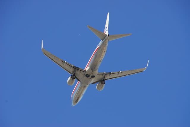 N974AN - Twin-engine aircraft