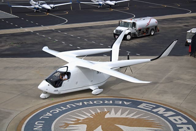 N916LF - Aircraft