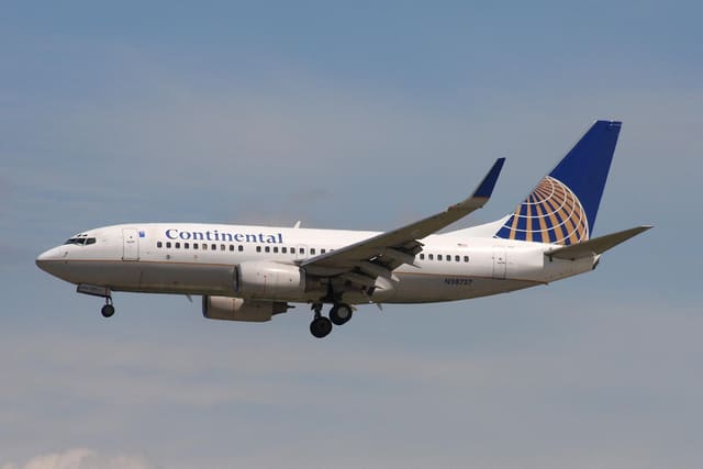 N38727 - Boeing