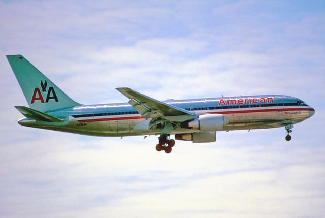 N336AA - Boeing