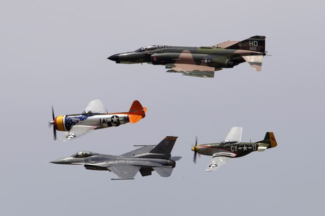 N5428V - Warbird