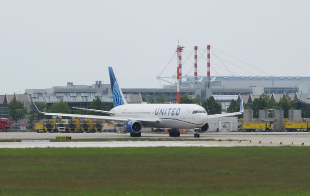 N659UA - Boeing