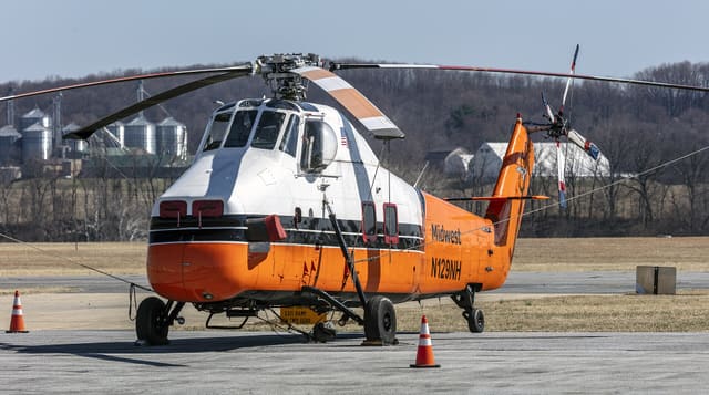 N129NH - Helicopter