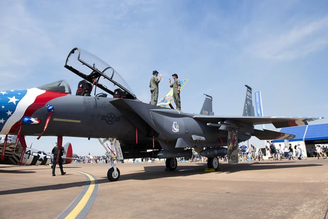  - Twin-engine aircraft