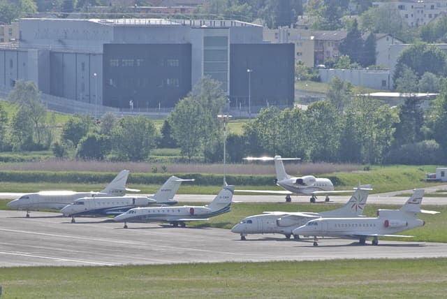 N340FX - Embraer