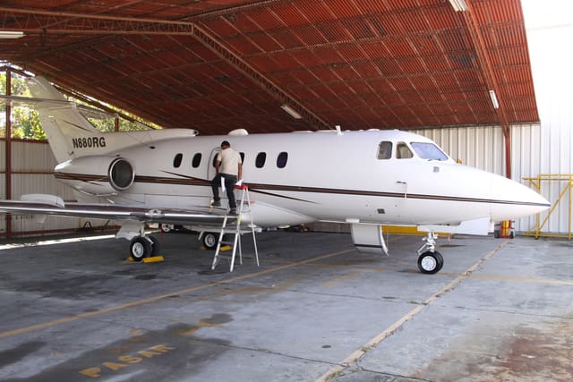 N880RG - Business jet