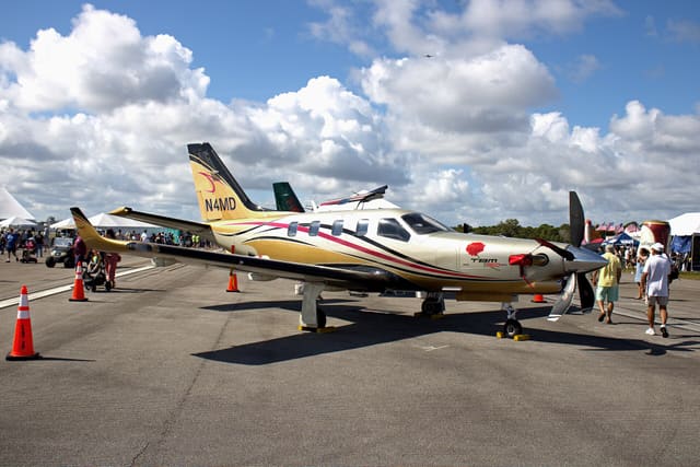 N4MD - Single-engine aircraft