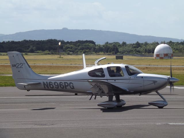 N696PG - Cirrus