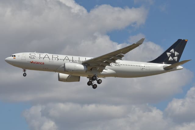 N342AV - Airbus