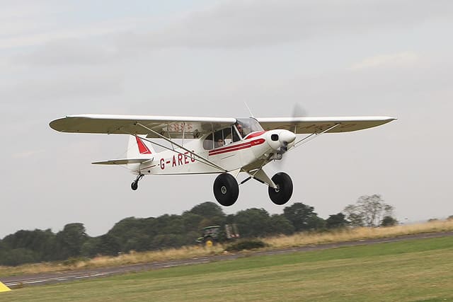 G-AREO - Piper