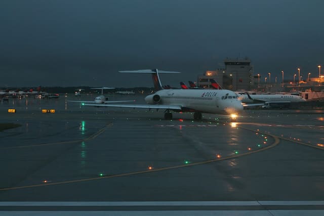 N905DE - Aircraft