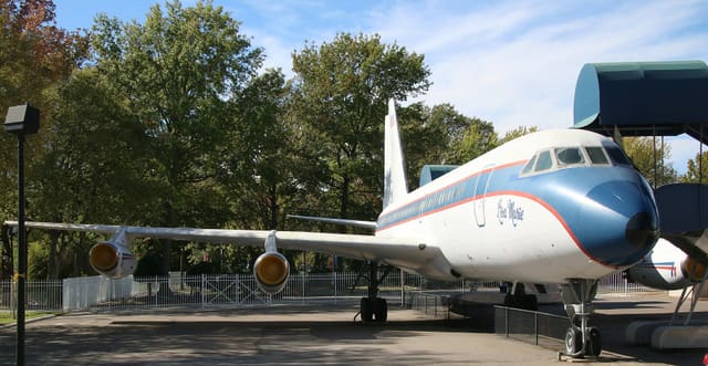 N880EP - Douglas