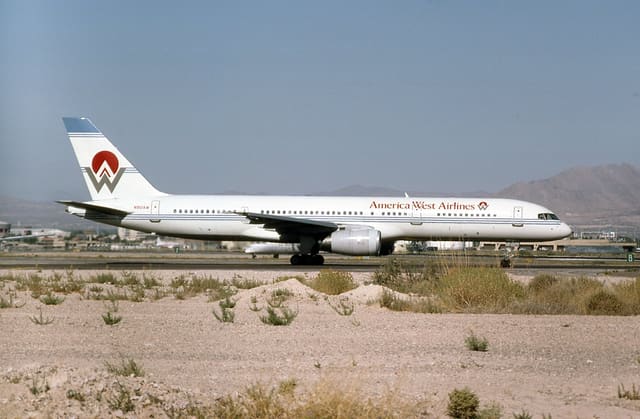 N901AW - Twin-engine aircraft