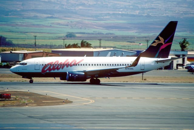 N740AL - Twin-engine aircraft