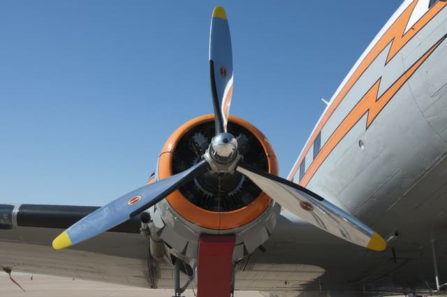 N34 - Douglas