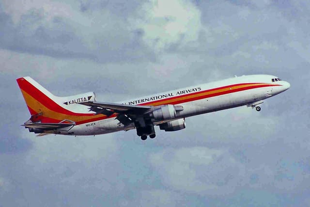 N103CK - Douglas