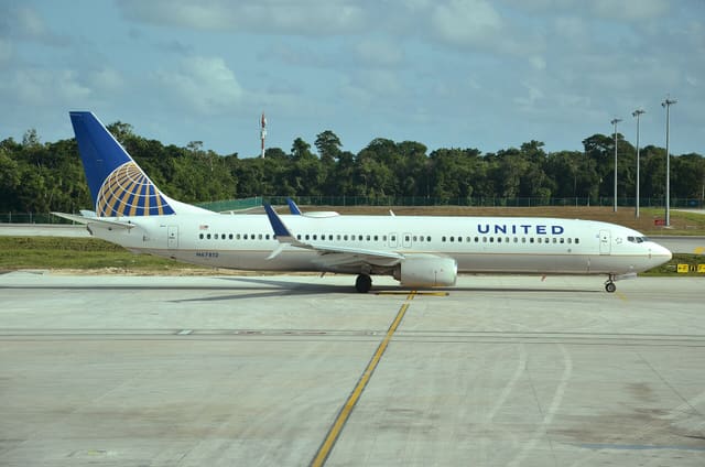 N67812 - Boeing