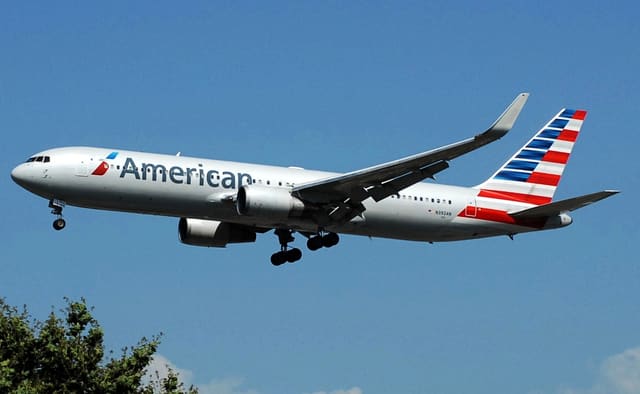 N392AN - Boeing