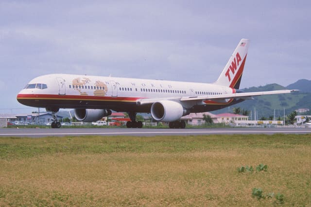 N711ZX - Boeing