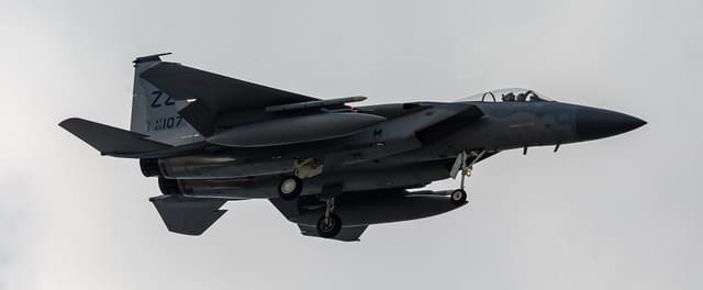  - Twin-engine aircraft