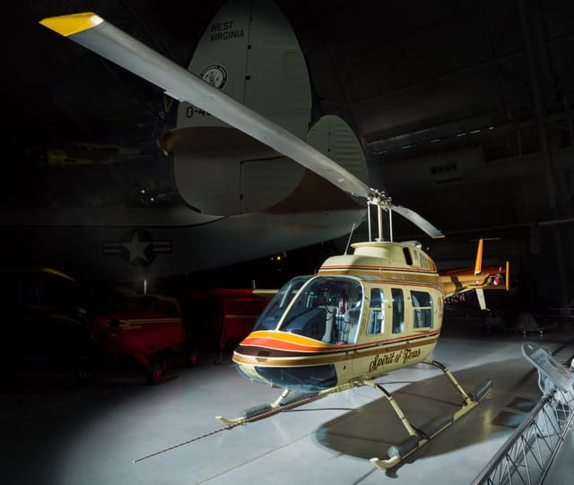  - Helicopter
