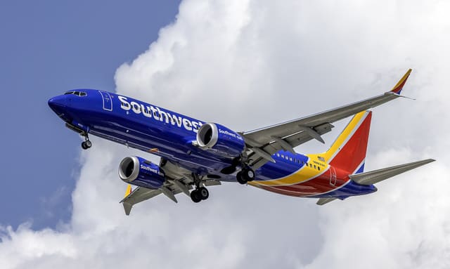 N8832H - Boeing