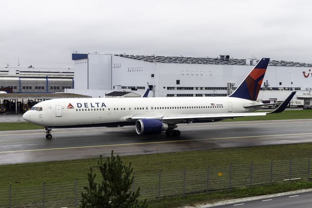 N1604R - Boeing
