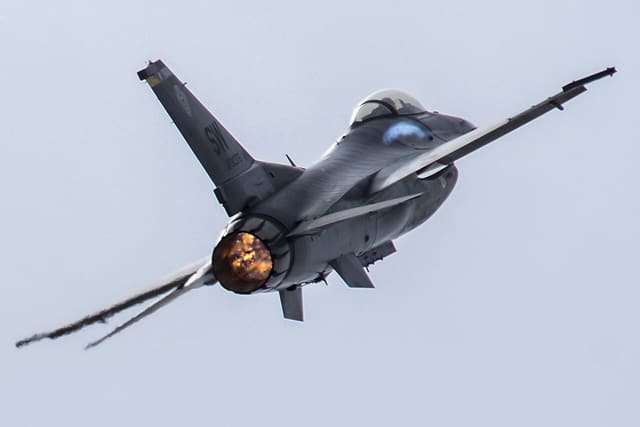  - Single-engine aircraft