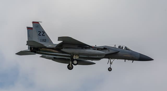  - Twin-engine aircraft
