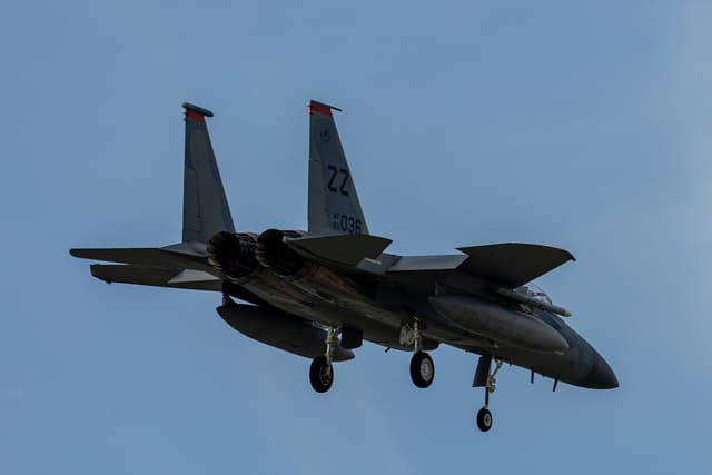  - Twin-engine aircraft