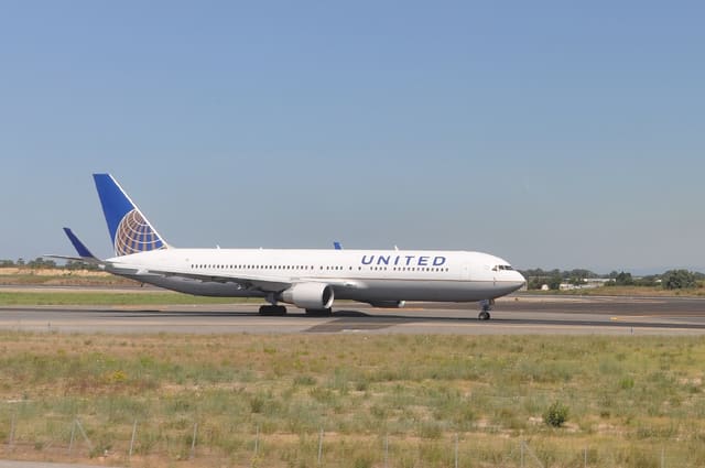 N666UA - Boeing