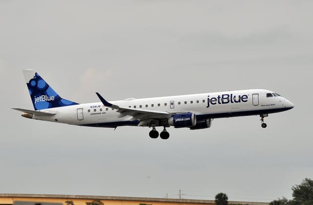 N318JB - Embraer