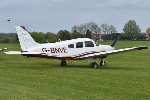 G-BNVE - Piper