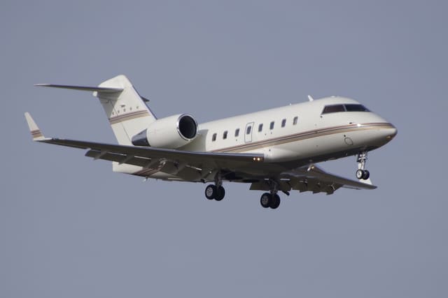 N127SR - Business jet