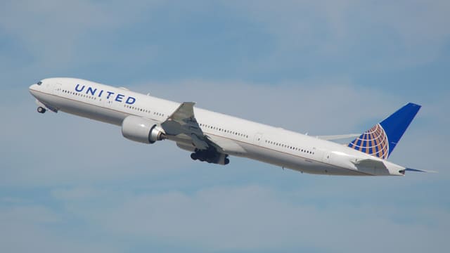 N2140U - Boeing
