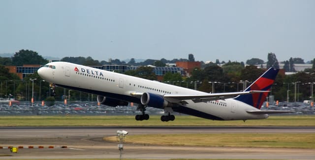 N833MH - Boeing