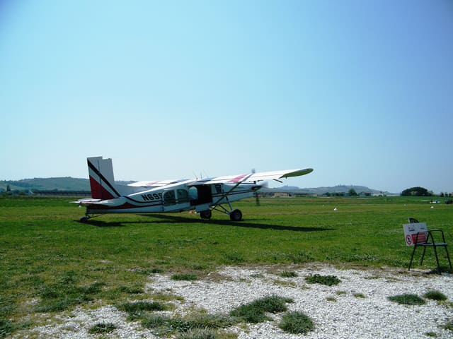N699SA — Pilatus
