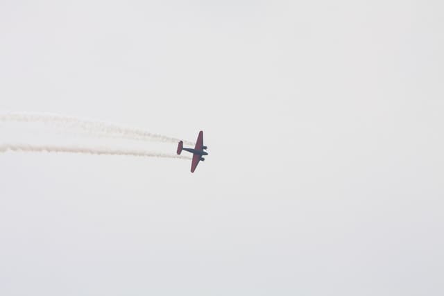 N9109R - Twin-engine aircraft