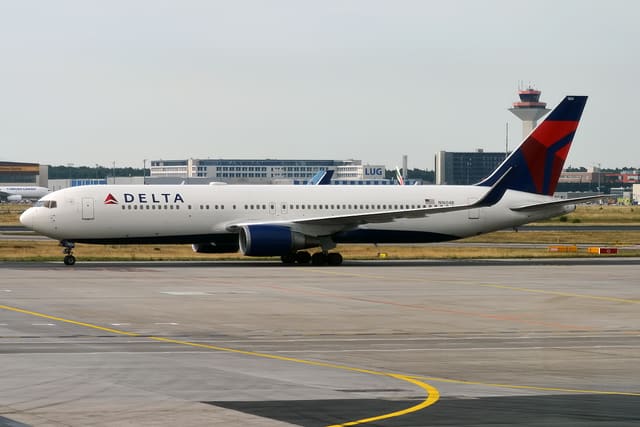 N1604R - Boeing