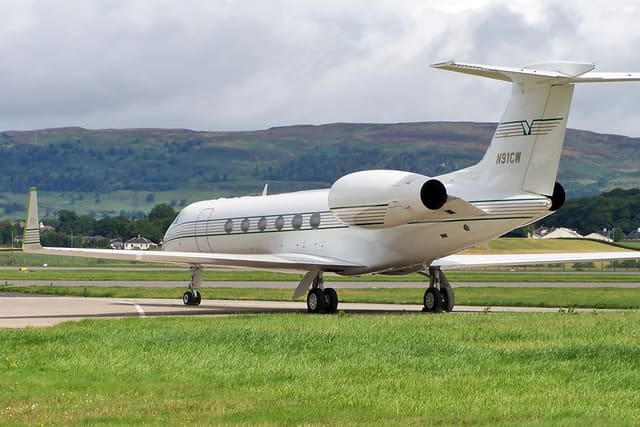 N91CW - Business jet