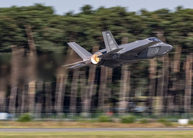  - Single-engine aircraft