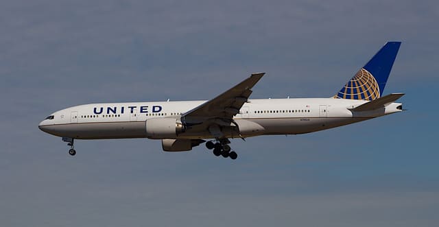 N781UA - Boeing