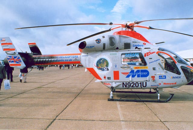 N9201U - Helicopter